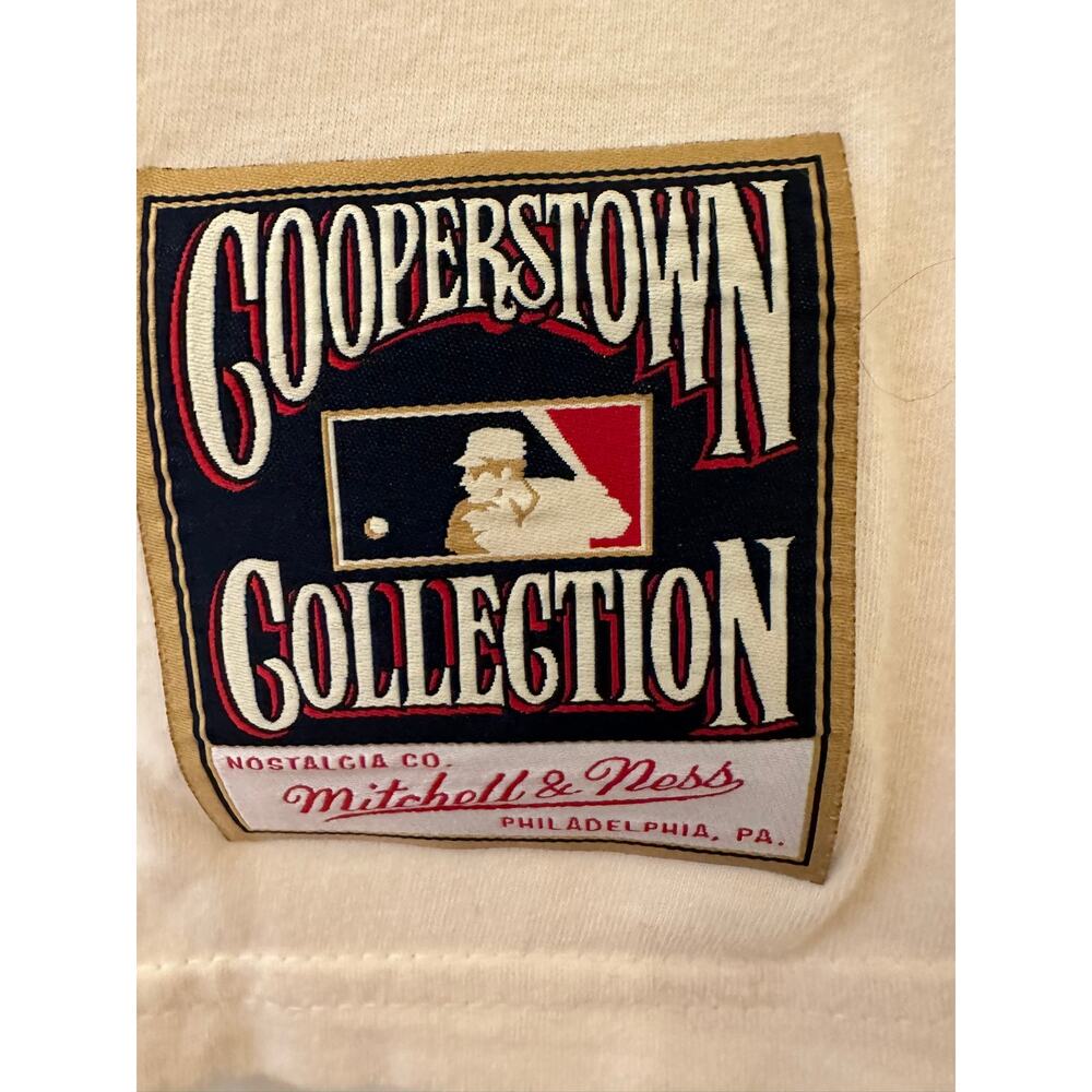 MLB Dodgers 1988 World Series T-shirt, size small - Picture 3 of 5